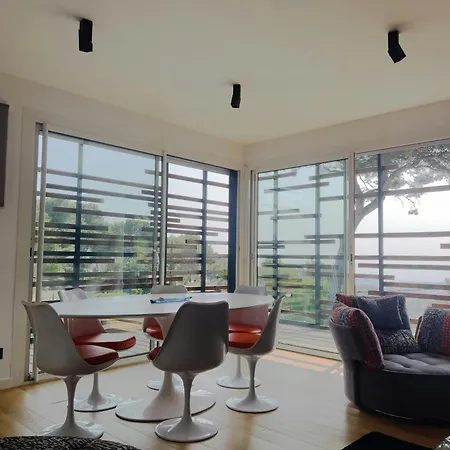 Contemporary Overlooking Gold Islands